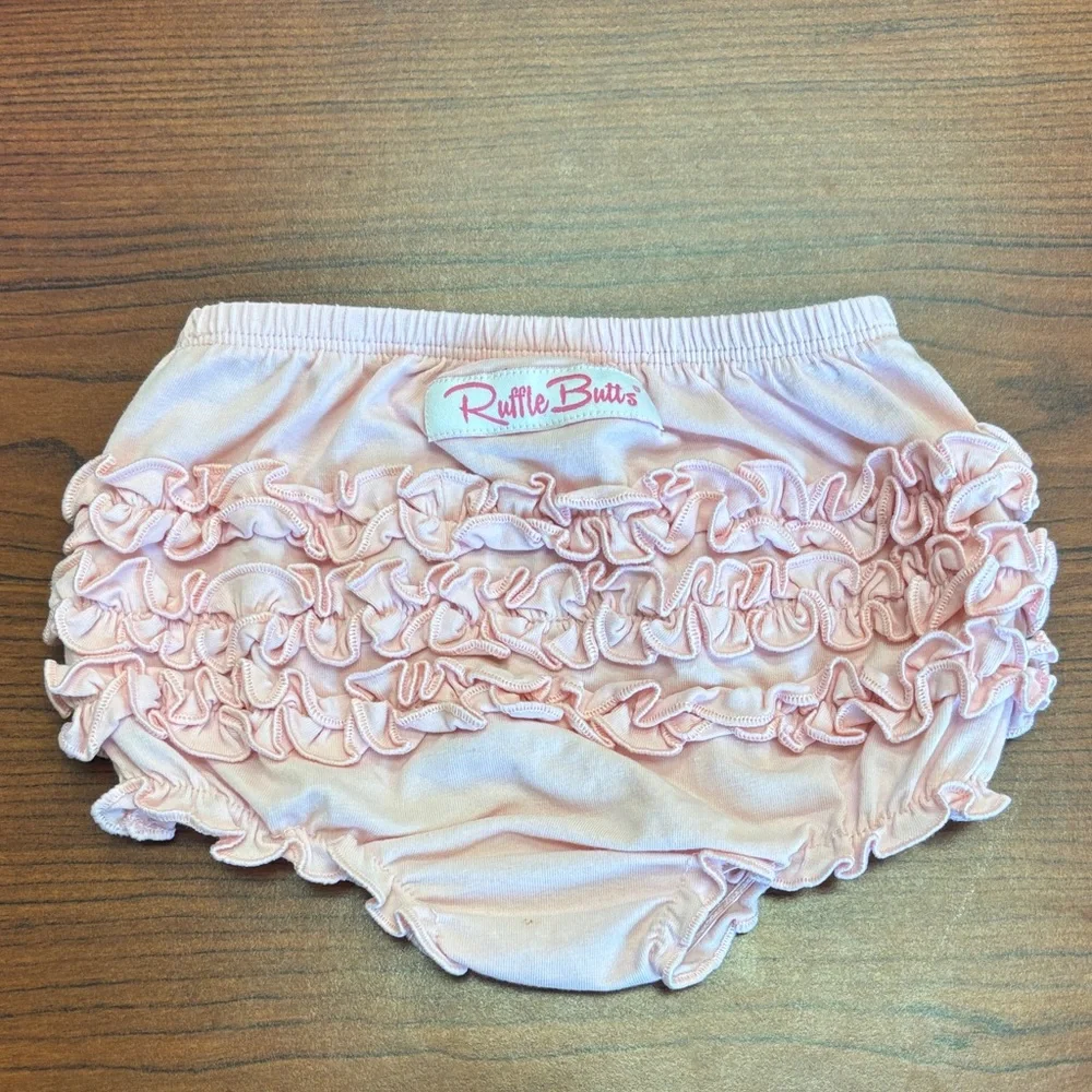 NWOT Ruffle Butts Light Pink Ruffled bloomers
